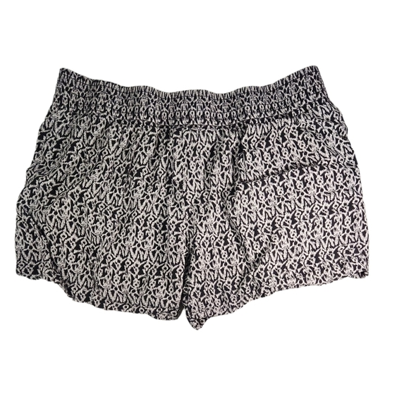 Lane Bryant Elastic Waist Flouncy Shorts - Picture 2 of 6